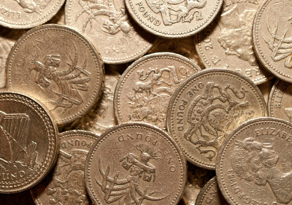 How do I report financial fraud in the UK