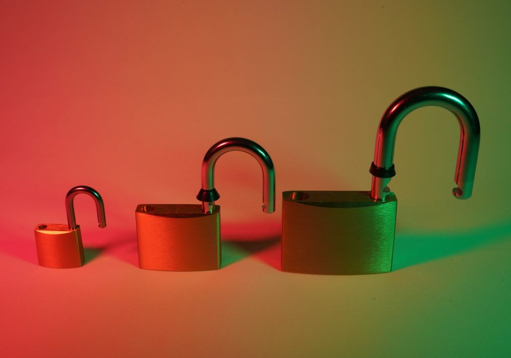 Is there a scam saying your computer is locked
