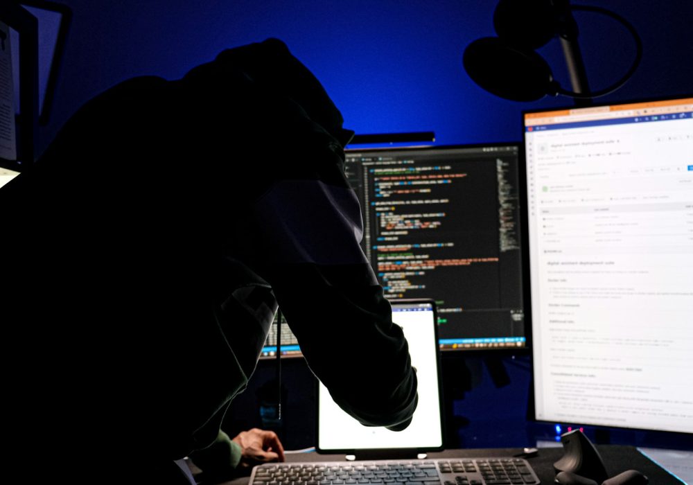 What are some popular scam detector tools