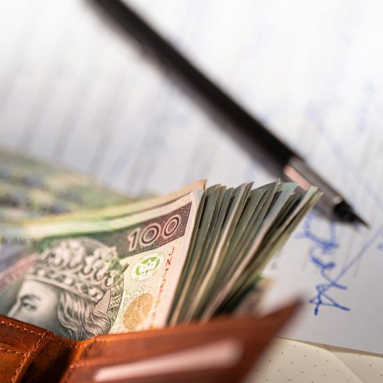 How to identify financial fraud