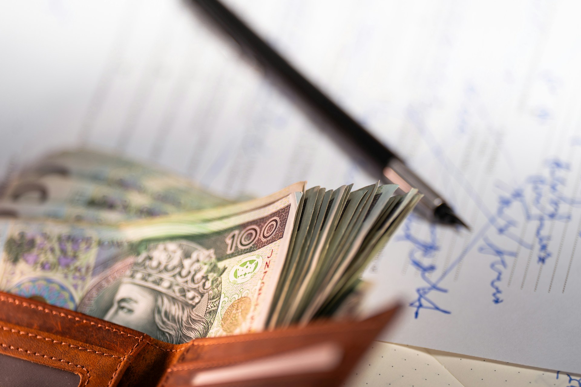 How to identify financial fraud
